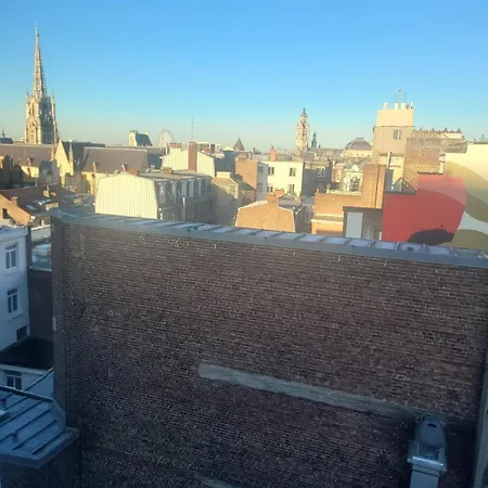 View Gare Flandres アパート *